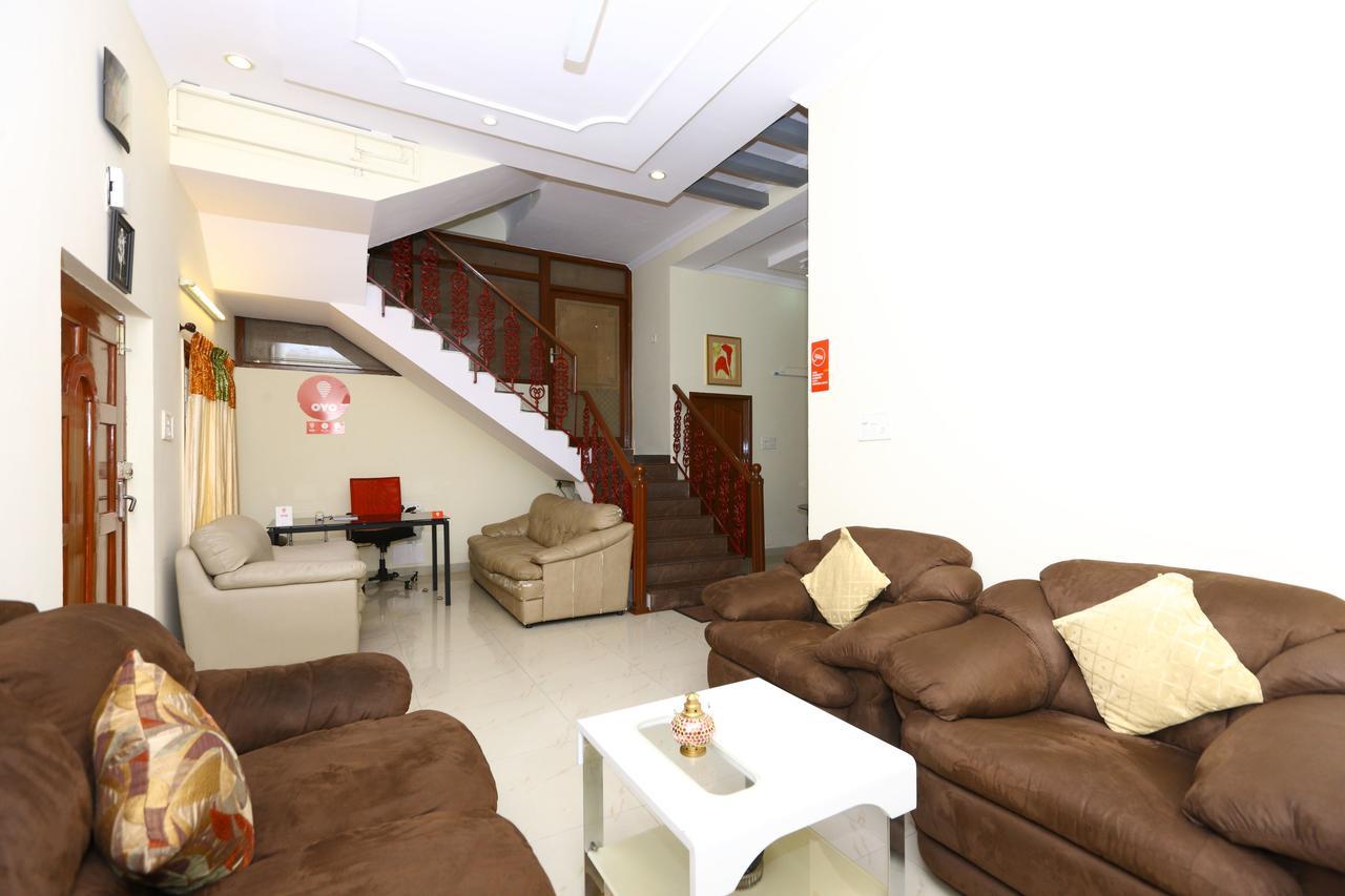 Oyo 9257 Egmore Chennai Bagian luar foto