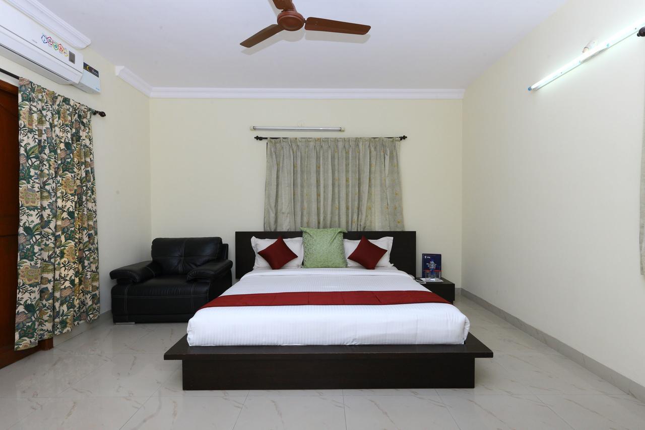 Oyo 9257 Egmore Chennai Bagian luar foto