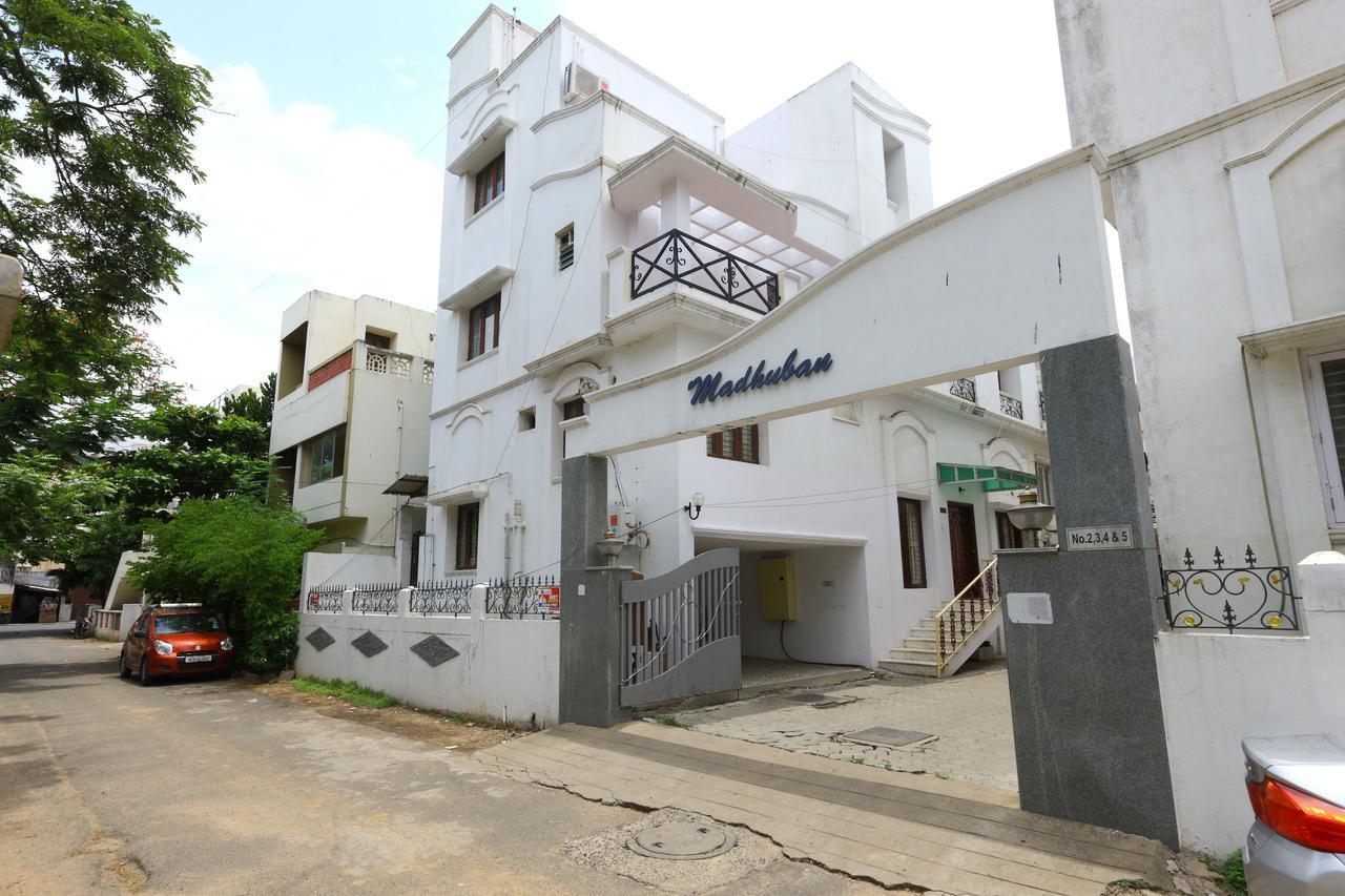Oyo 9257 Egmore Chennai Bagian luar foto